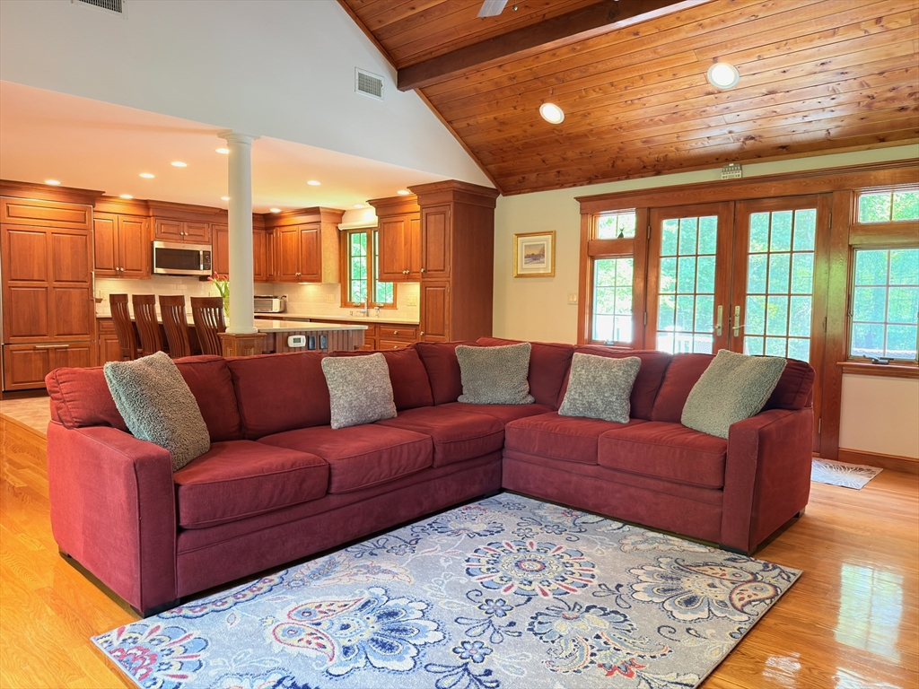 19 Bubbling Brook Road, Walpole, MA 02081 — photo 2