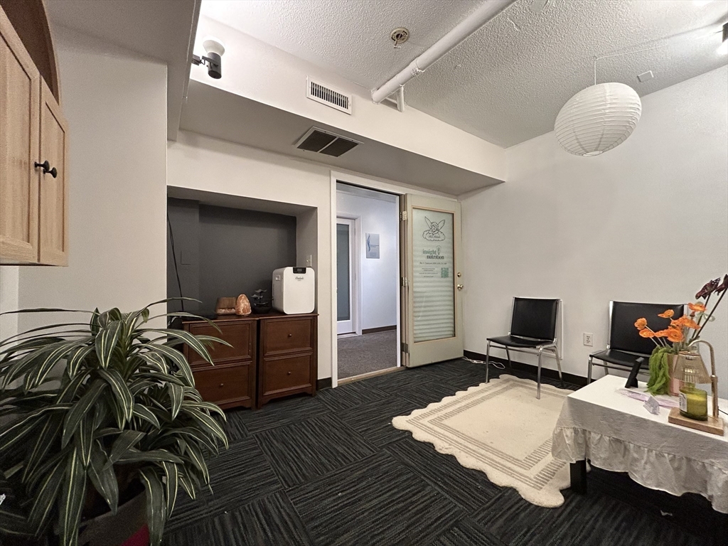 1798A Massachusetts Ave # 6 — photo