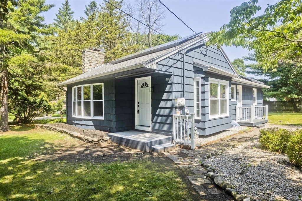 1988 Wilbraham Road, Springfield, MA 01129