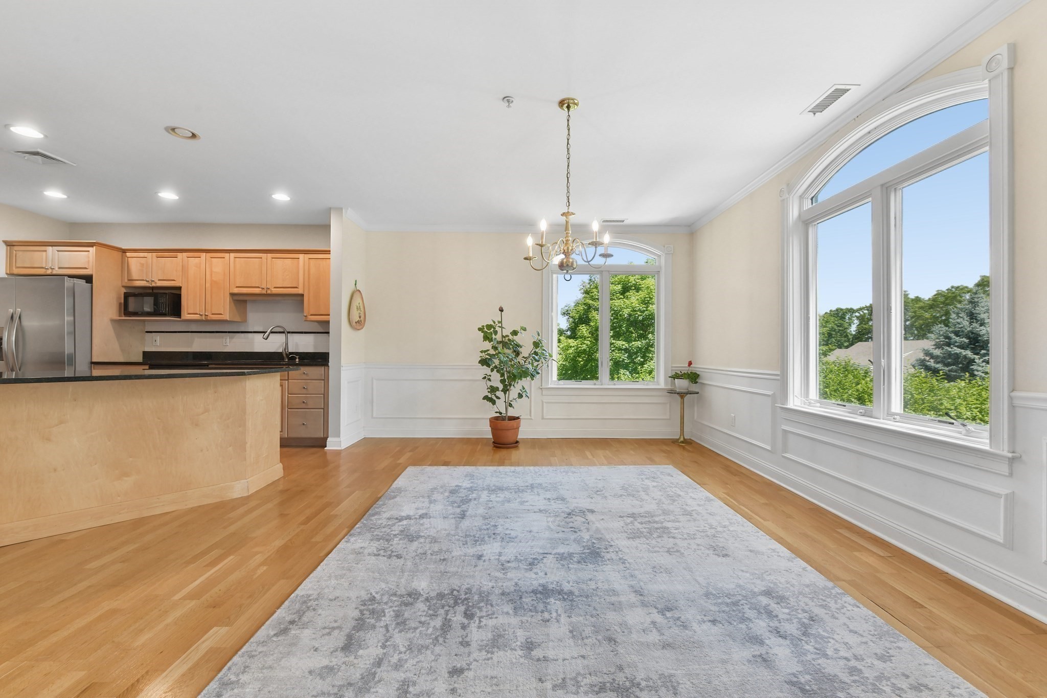 10 Northwood Dr #301 — photo