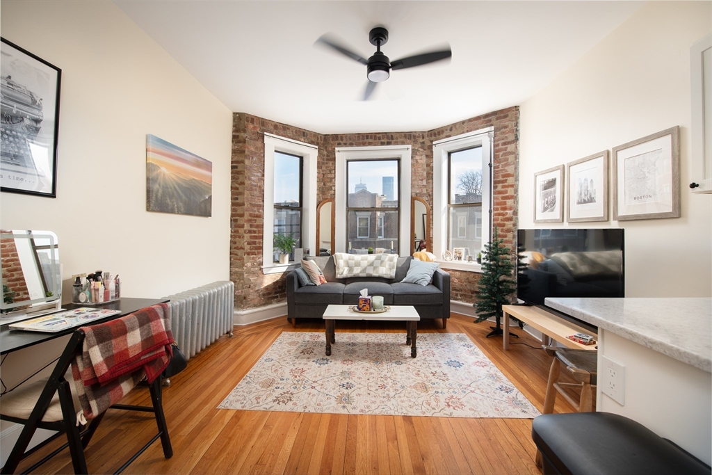111 Jersey St. # 15 — photo