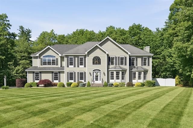 7 Ballard Road, Pelham, NH 03076 — photo 2