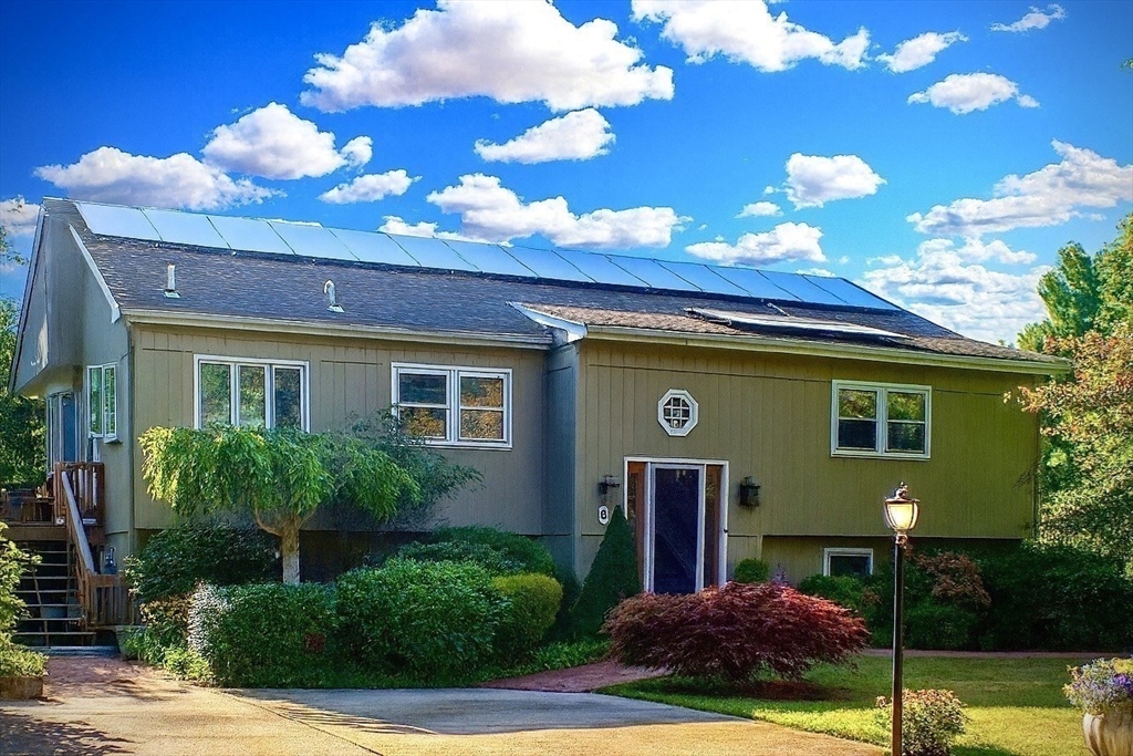 6 Gary Dr — photo