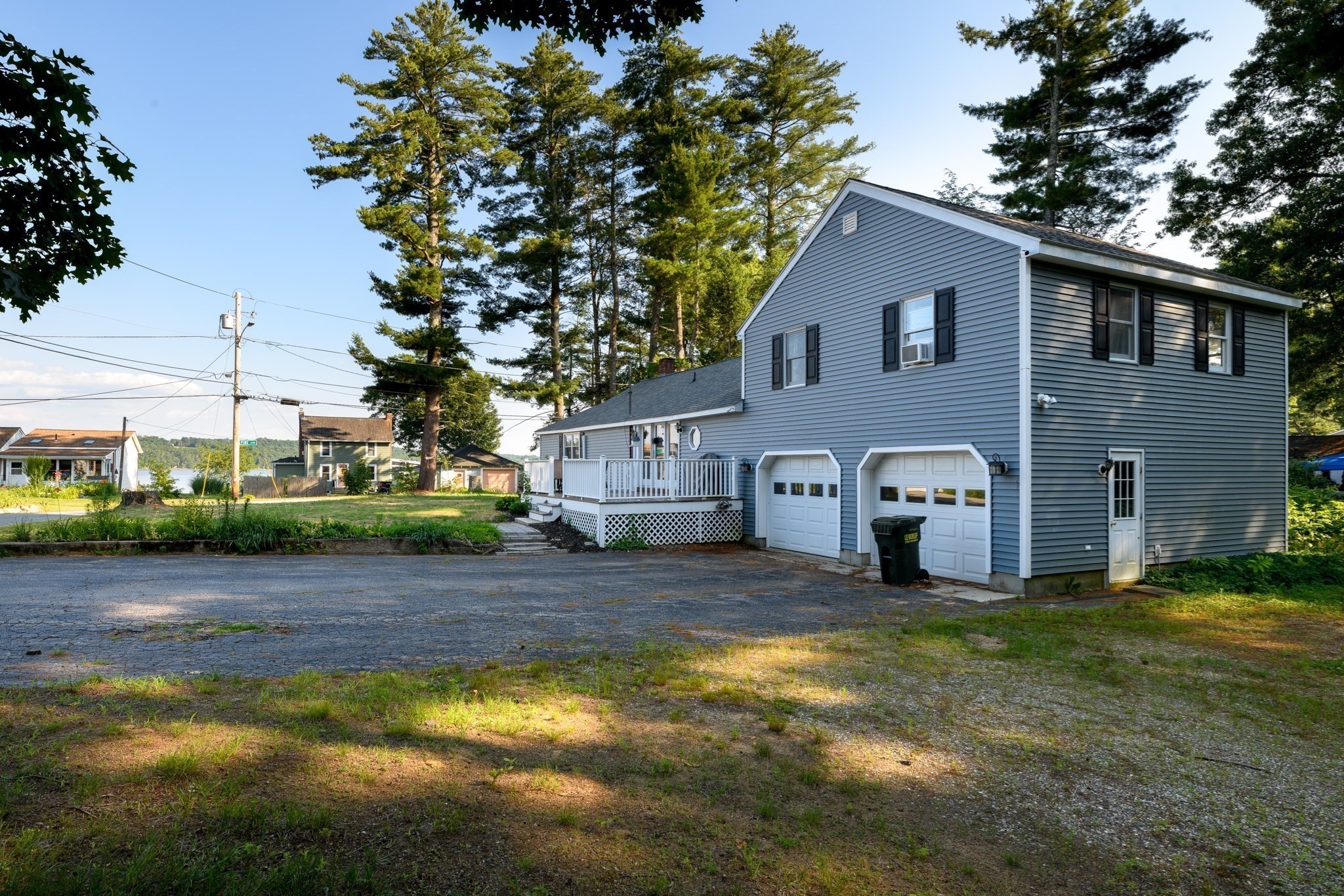 1 Pine Lane — photo