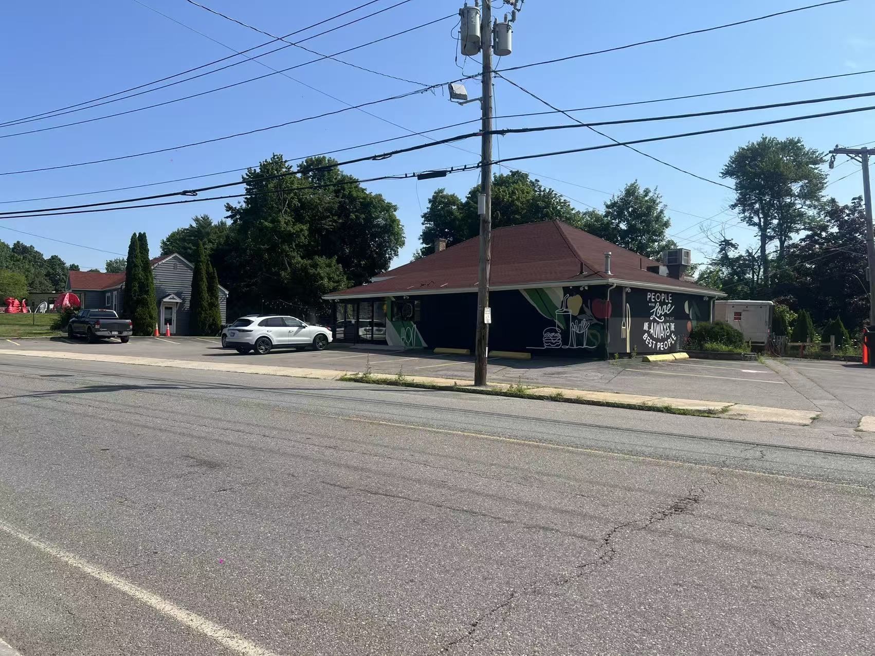 813-815 Main St — photo