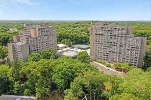 250 Hammond Pond Parkway # 1207S — photo