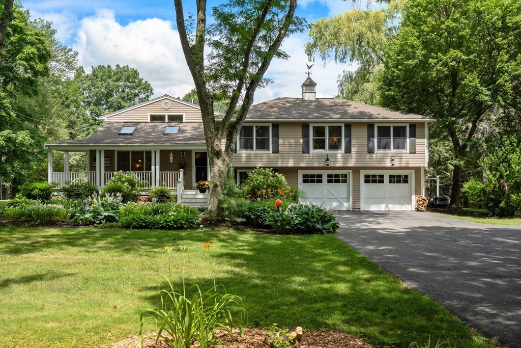 175 Pelham Island Road — photo