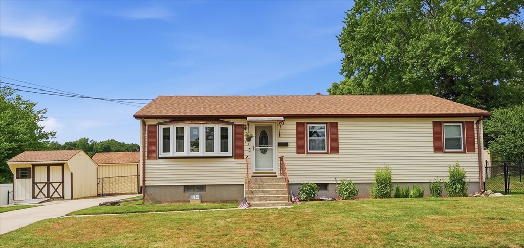 45 Kane Road, Holyoke, MA 01040