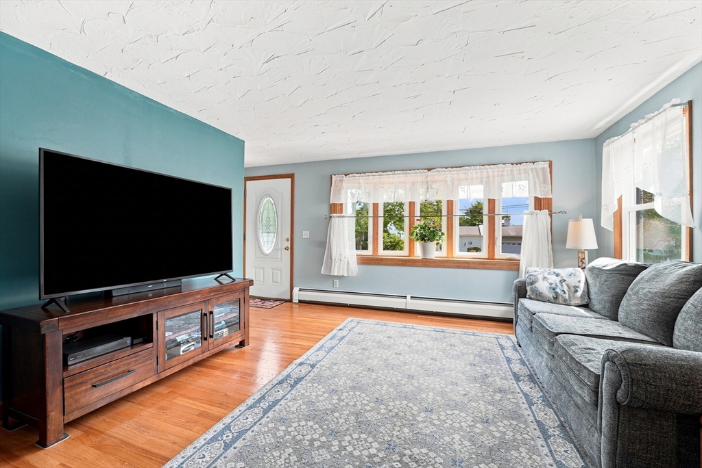 45 Kane Road, Holyoke, MA 01040 — photo 2