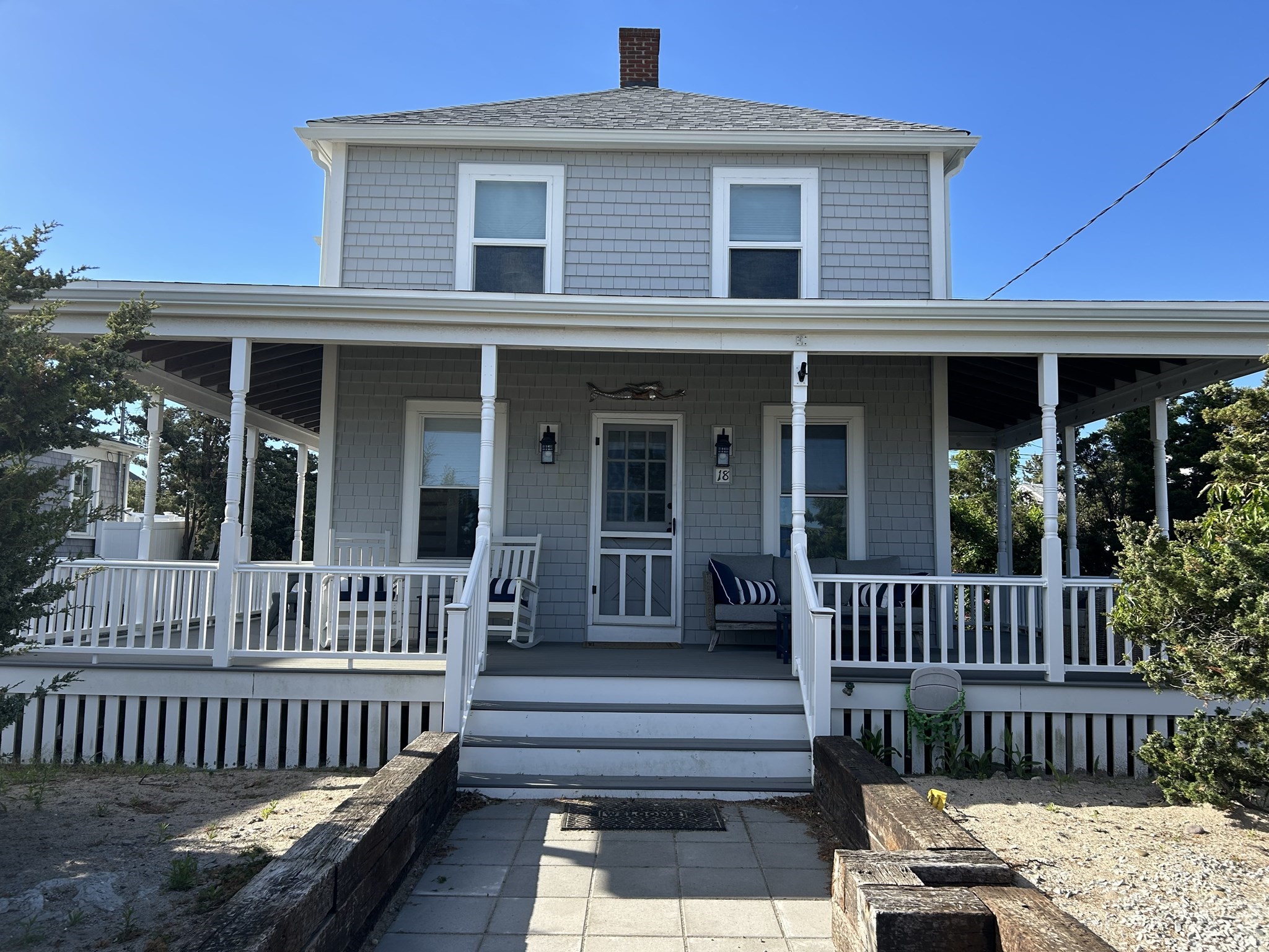 18 Marshfield Ave — photo