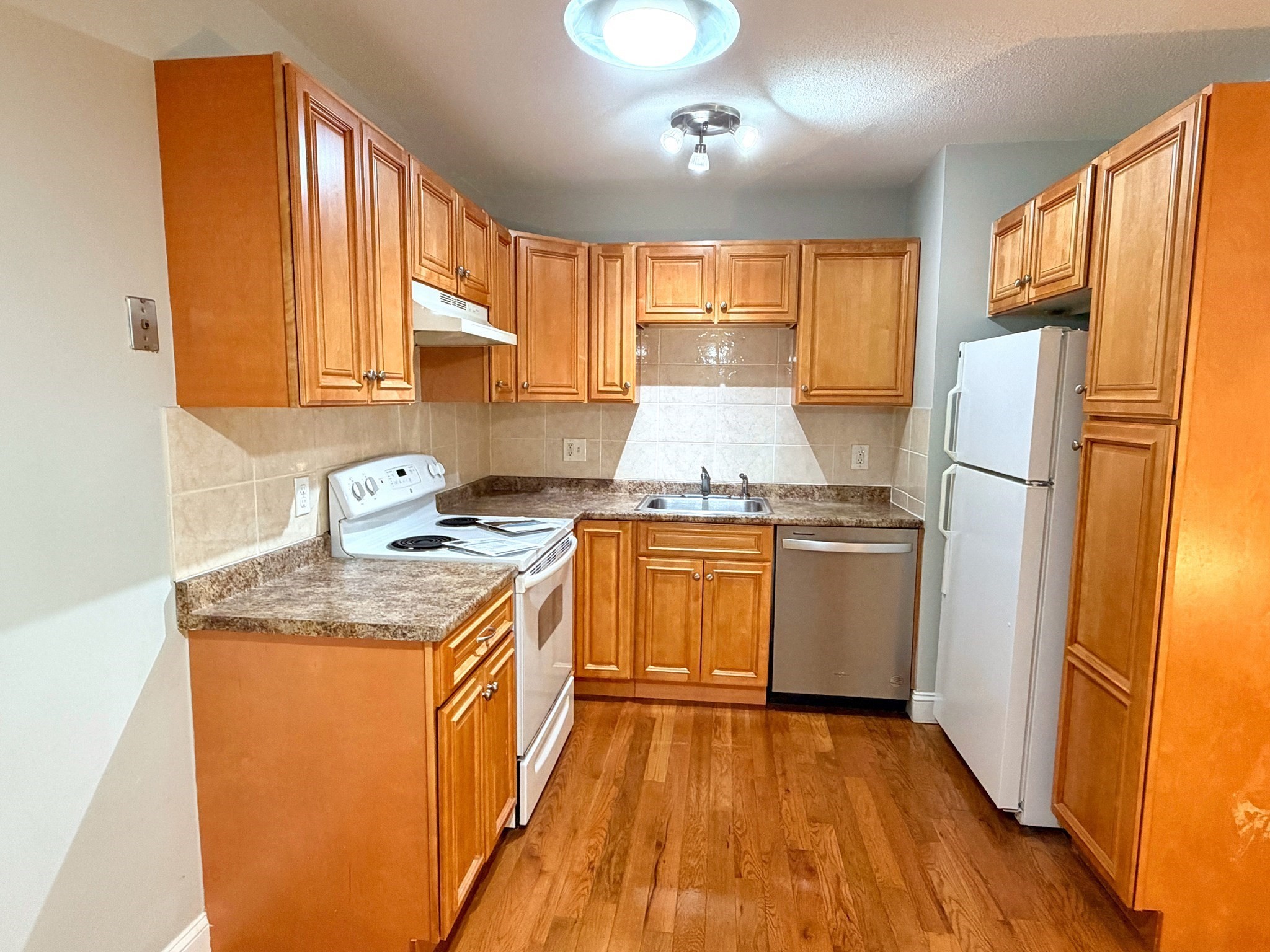 75 Nicholas Road #G, Framingham, MA 01701 — photo 2