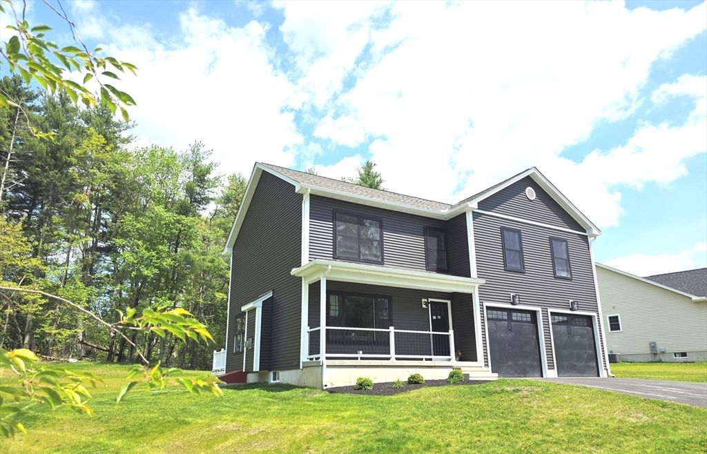 23 High Bluff — photo