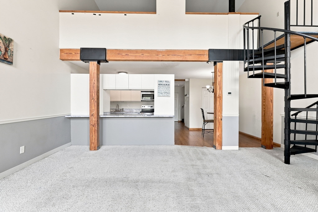 96 Old Colony Ave #302 — photo