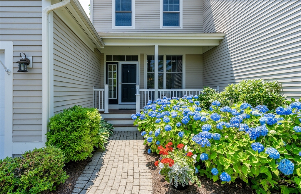 14 Stony Brook Dr # 516 — photo