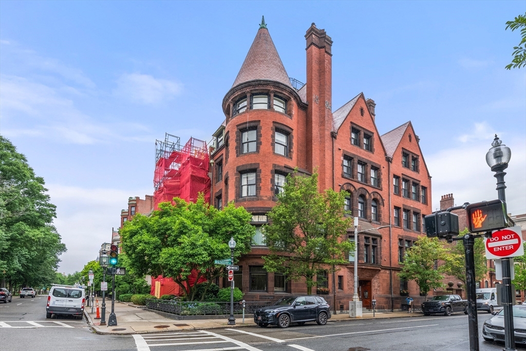 20 Gloucester St #3 — photo