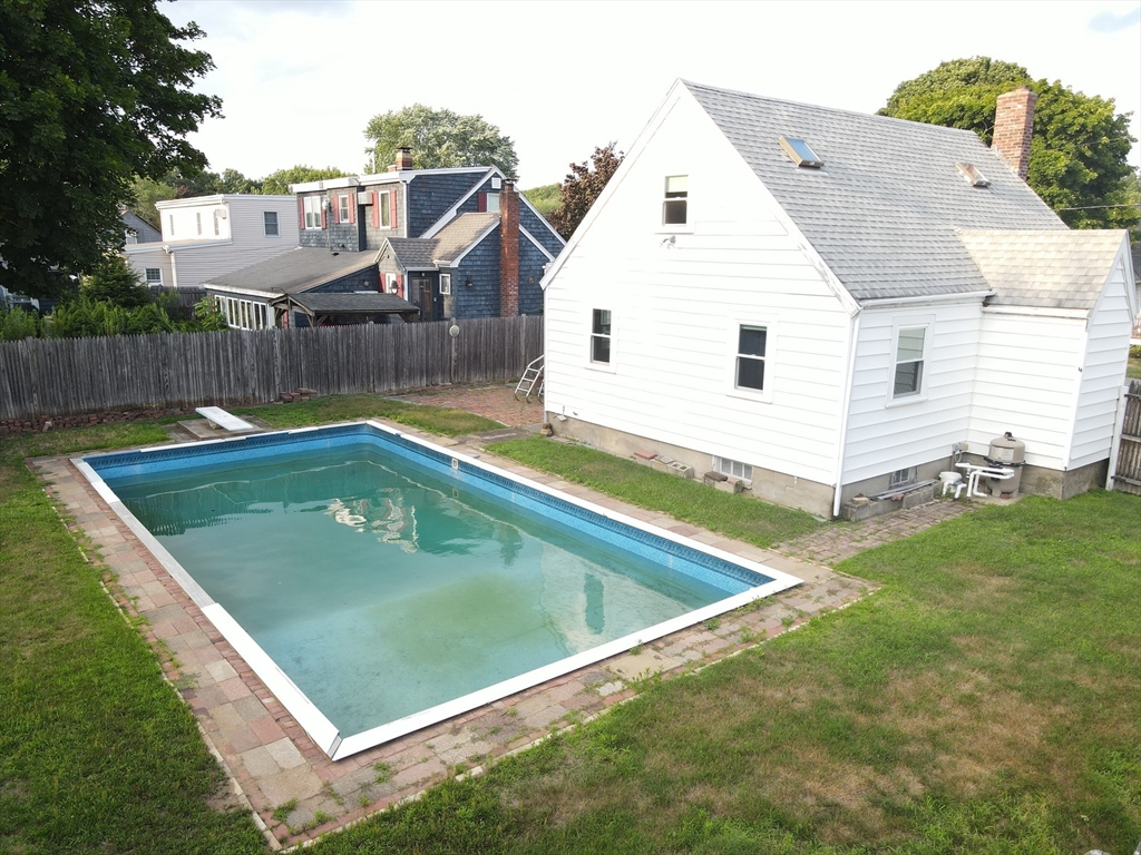 22 Windsor Road, Beverly, MA 01915 — photo 2