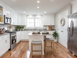 579 Summit St # 3 — photo