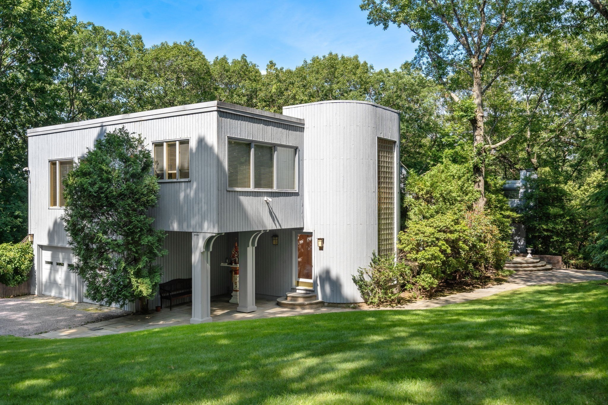 108 Codman Road, Brookline, MA 02445 — photo 2