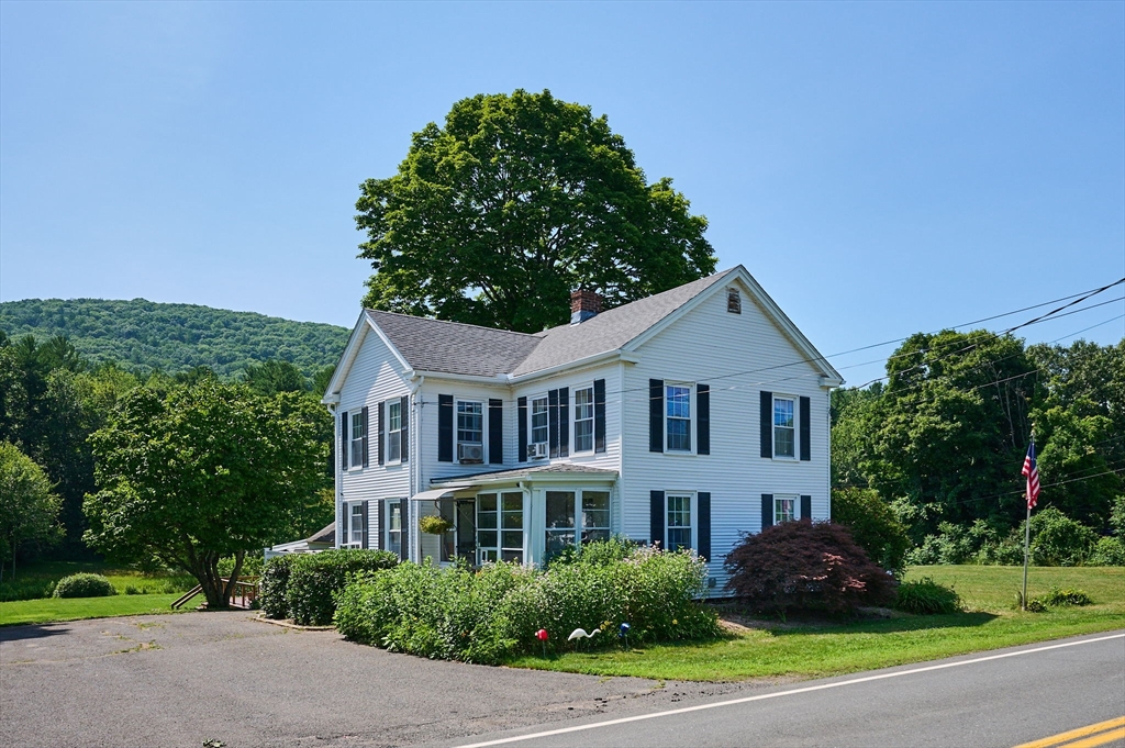 666 Montgomery Rd — photo