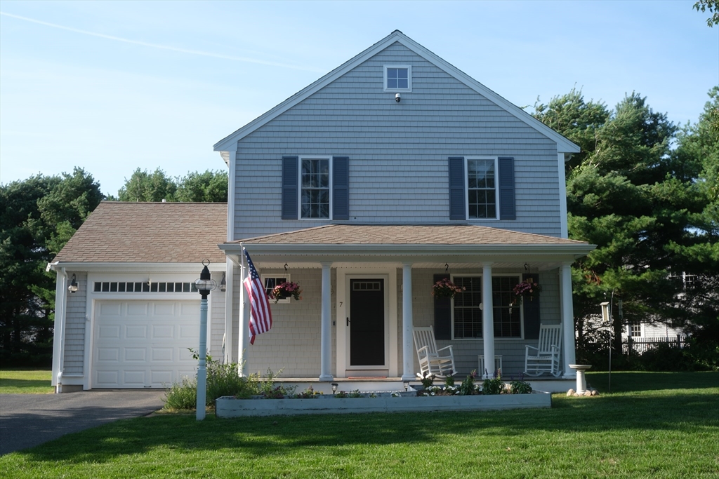 7 Bluestone Ter — photo