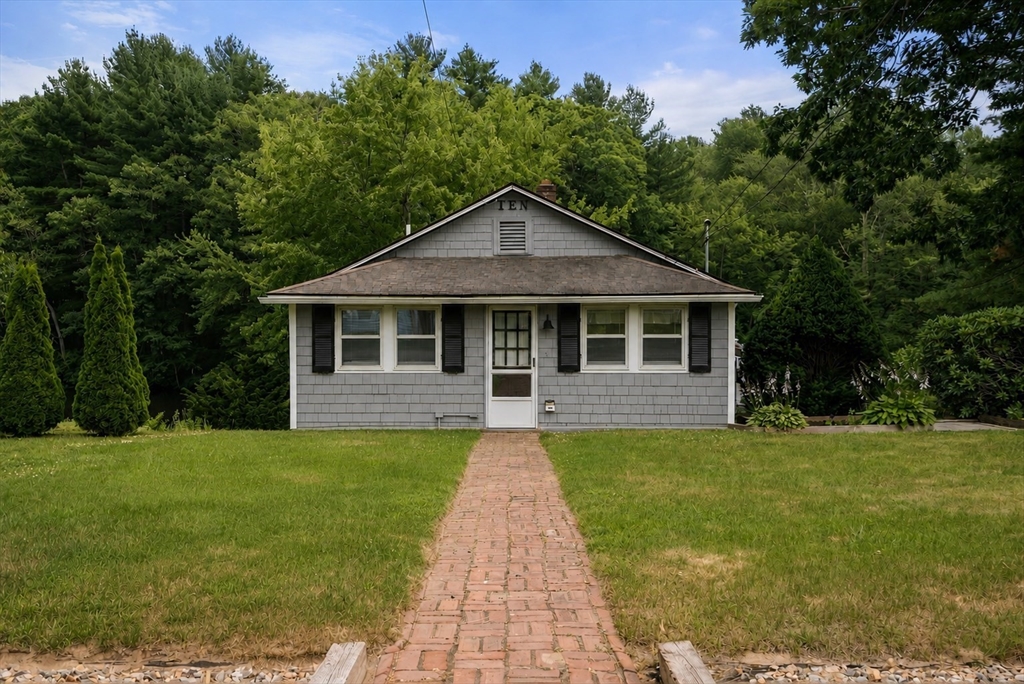 10 Riverside Dr — photo