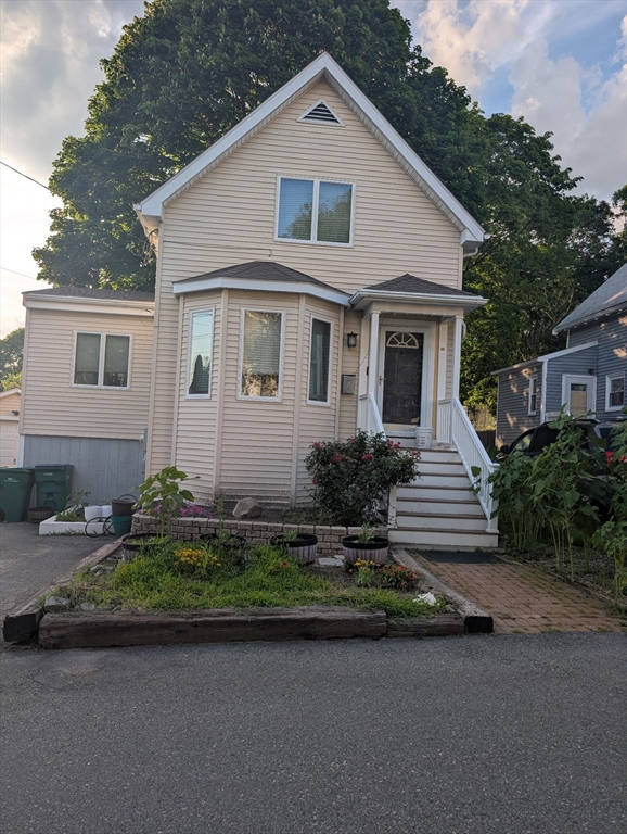 18 Windsor Ave — photo