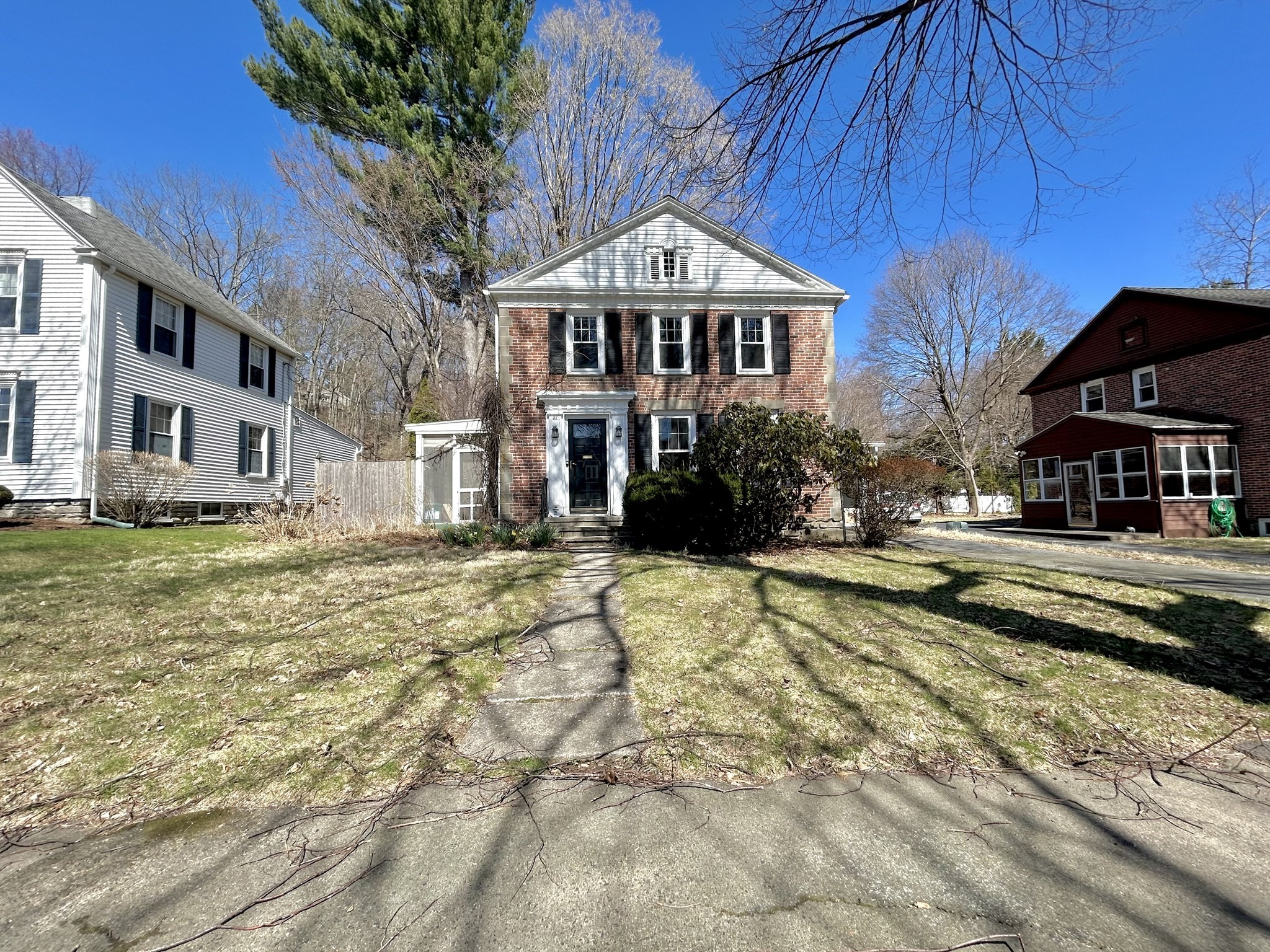 32 Wamsutta Avenue — photo