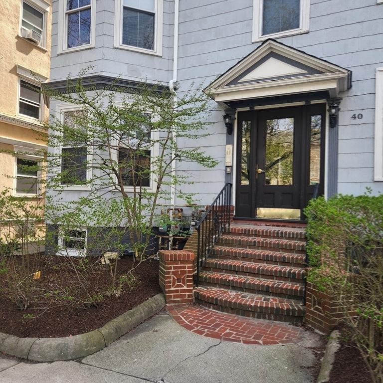 40 Highland Ave #8 — photo
