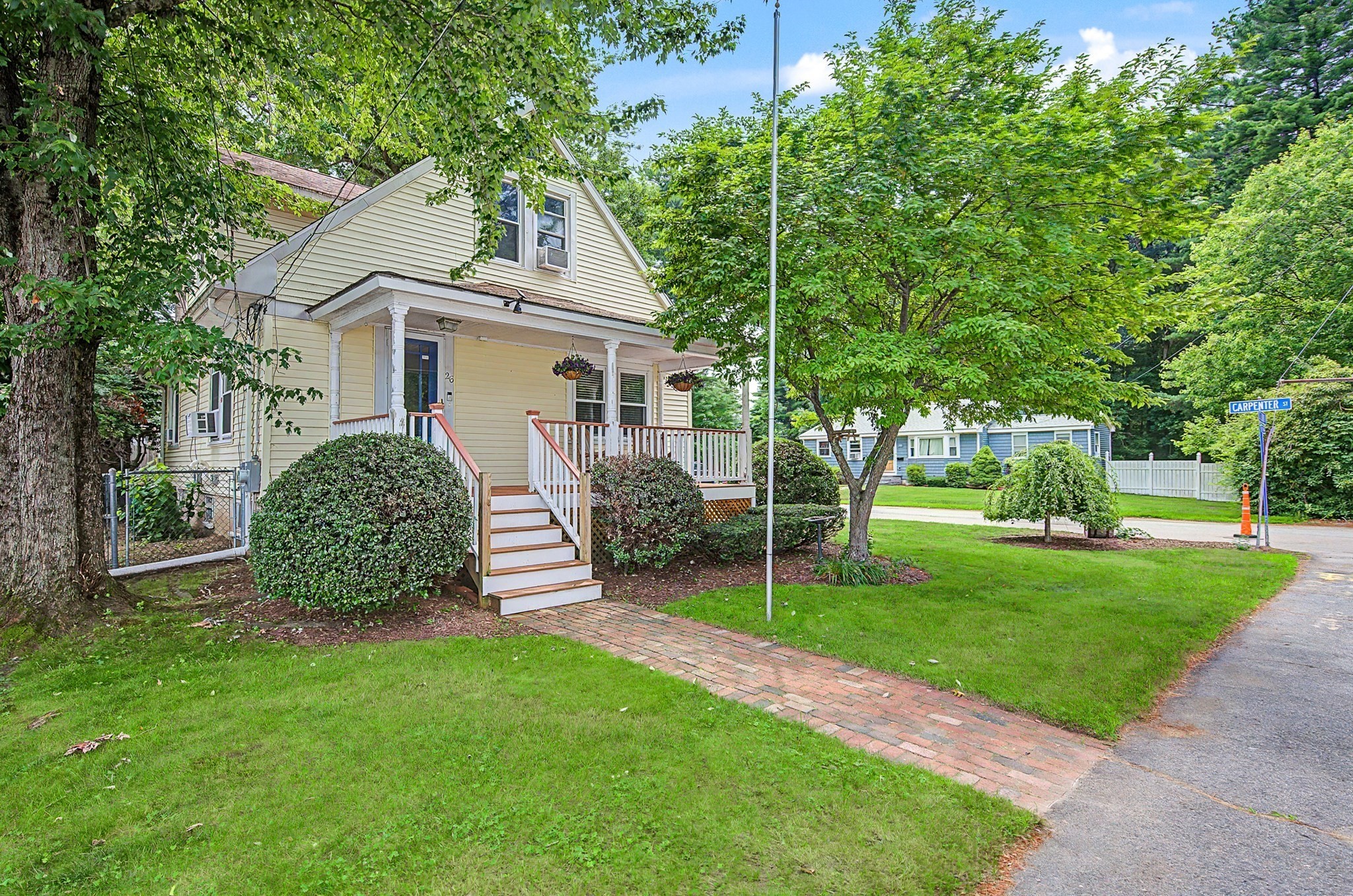 26 W Leonard St — photo
