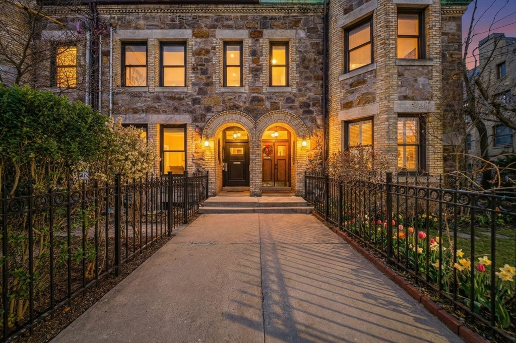 324 Tappan Ph — photo