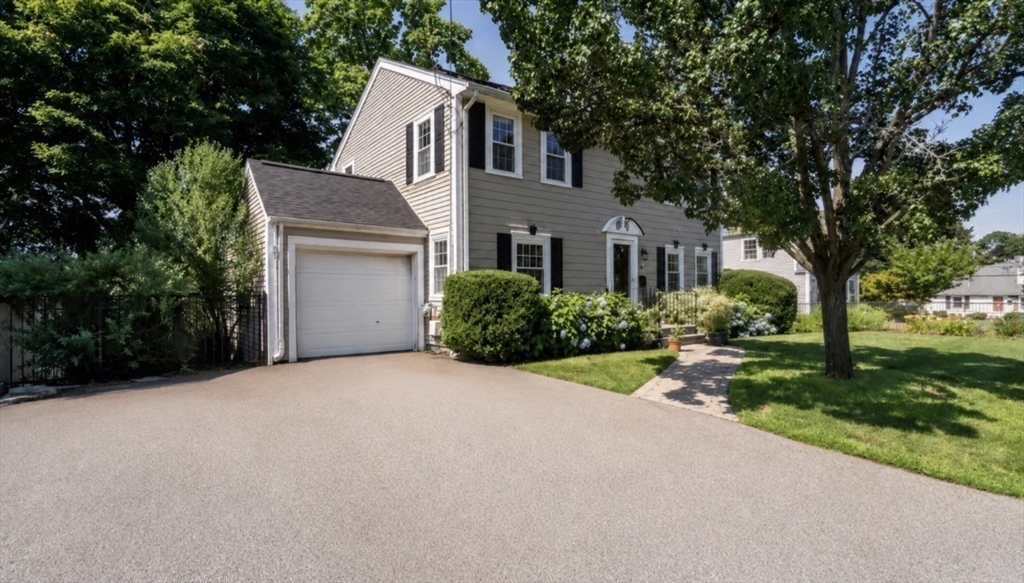 32 Grosvenor Road, Waltham, MA 02453 — photo 2