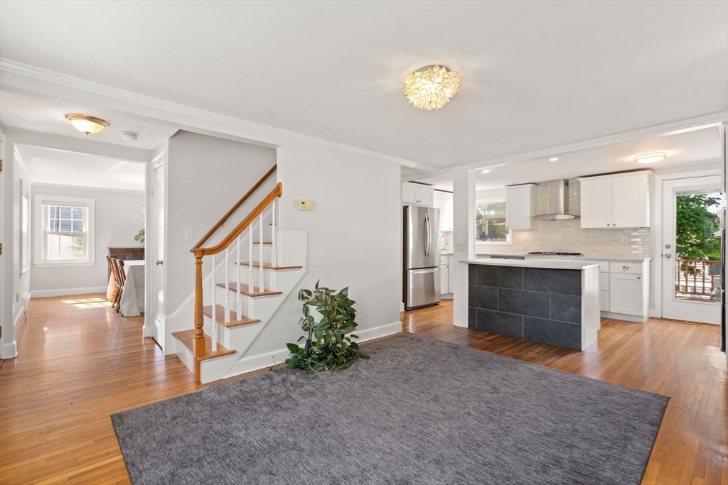32 Grosvenor Road, Waltham, MA 02453 — photo 3