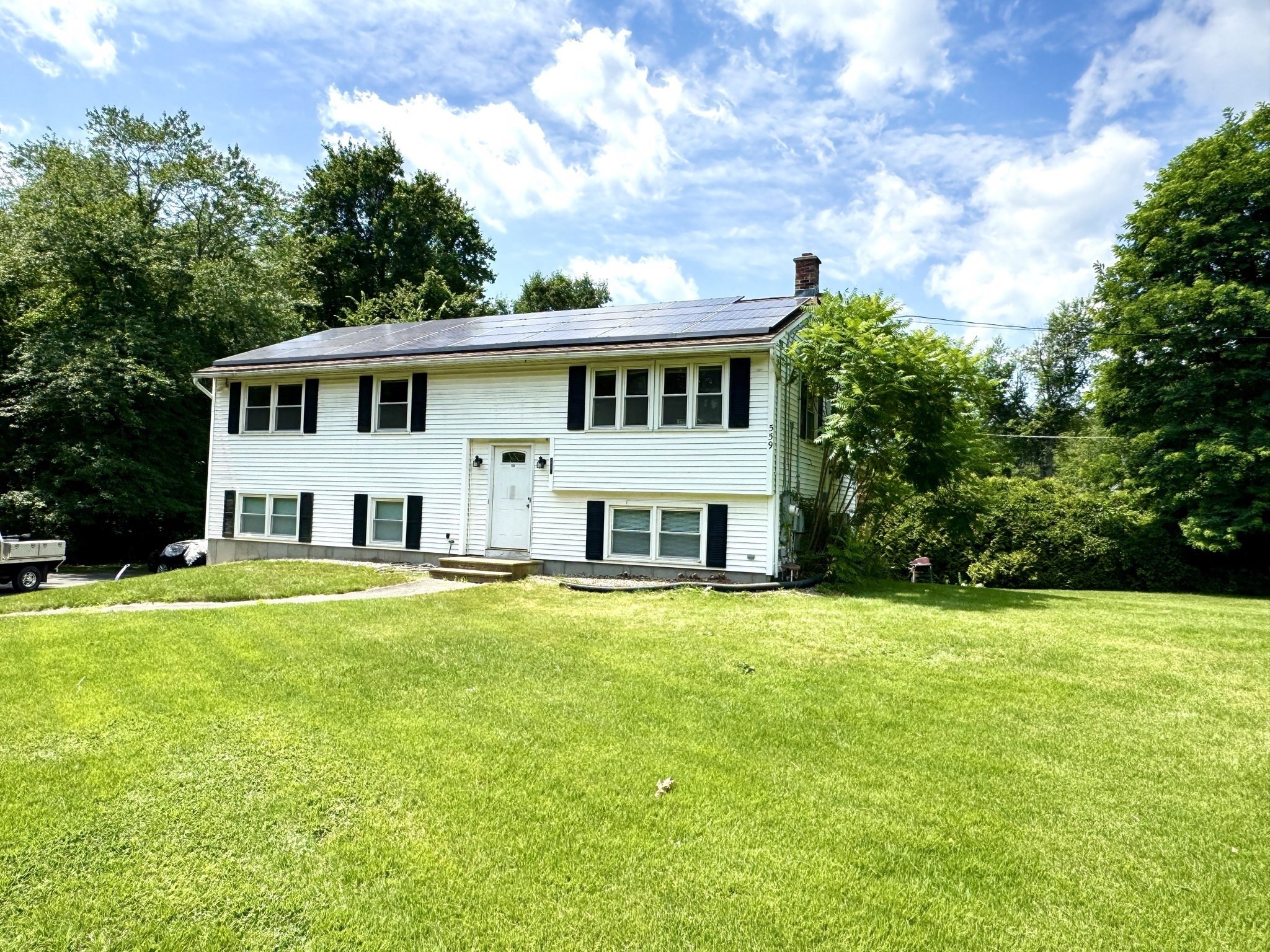 559 Pulpit Hill Road, Amherst, MA 01002