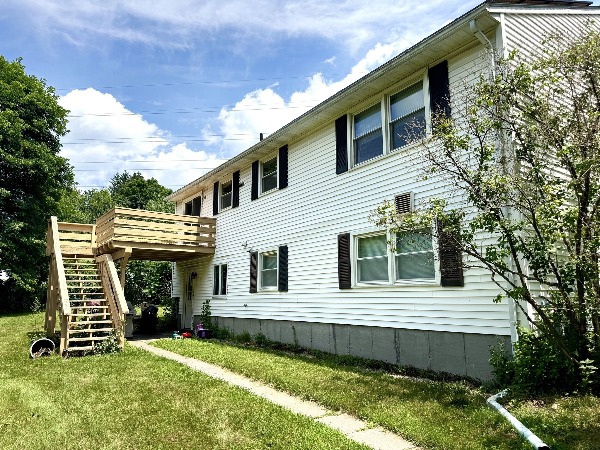 559 Pulpit Hill Road, Amherst, MA 01002 — photo 3