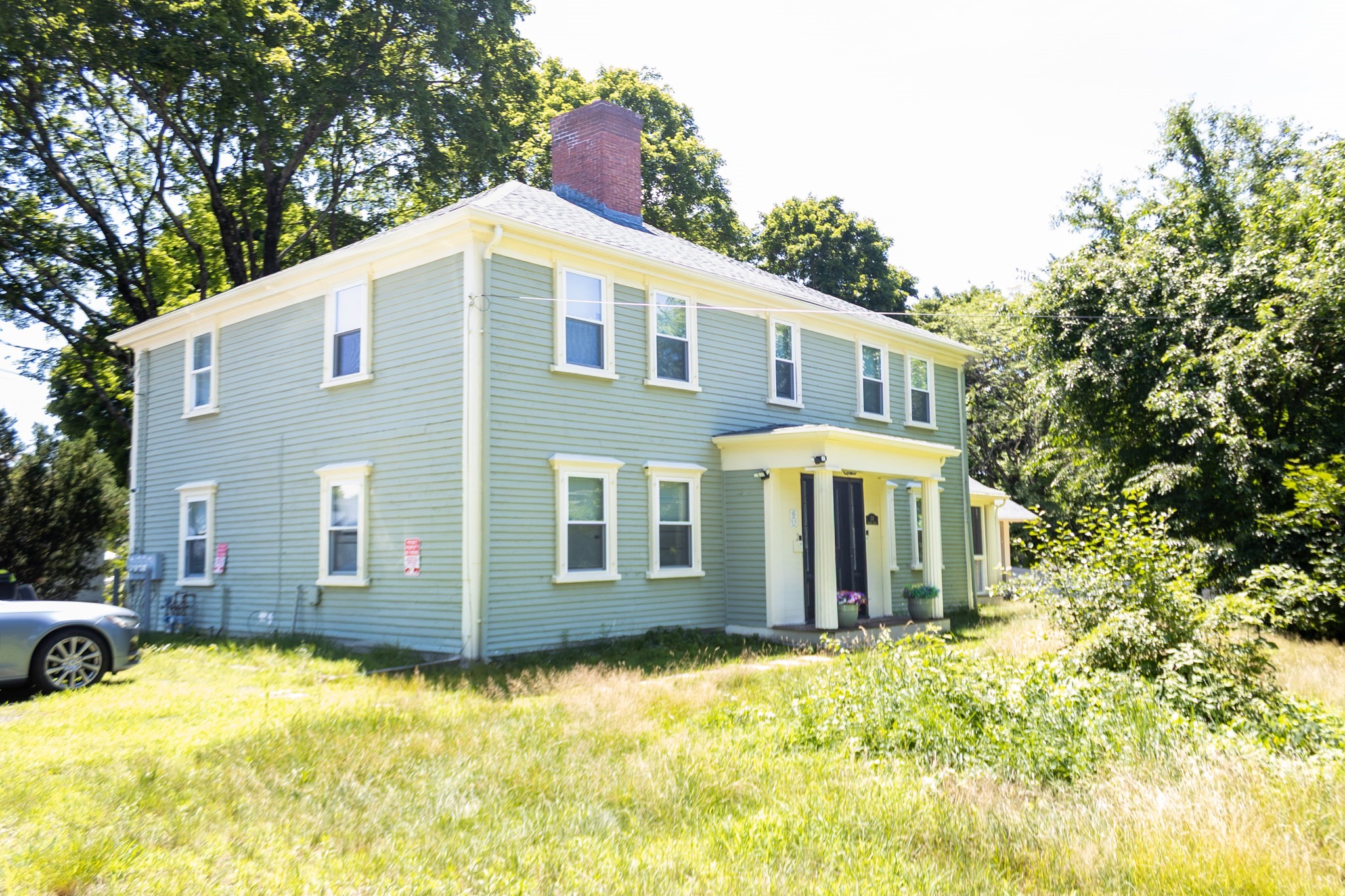 330 Walpole #1 — photo