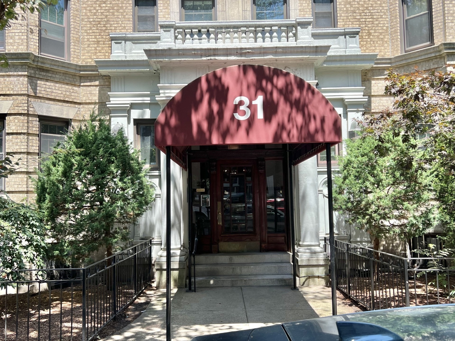 31 Queensberry #11 — photo