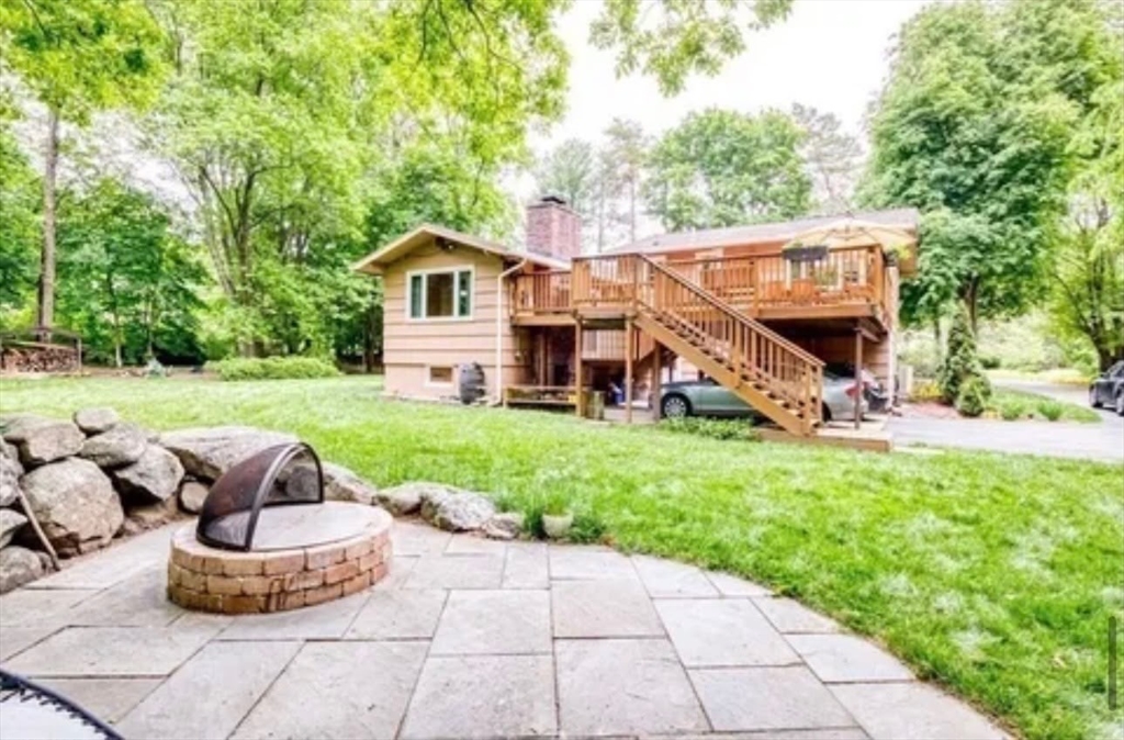 18 Winchester Dr — photo
