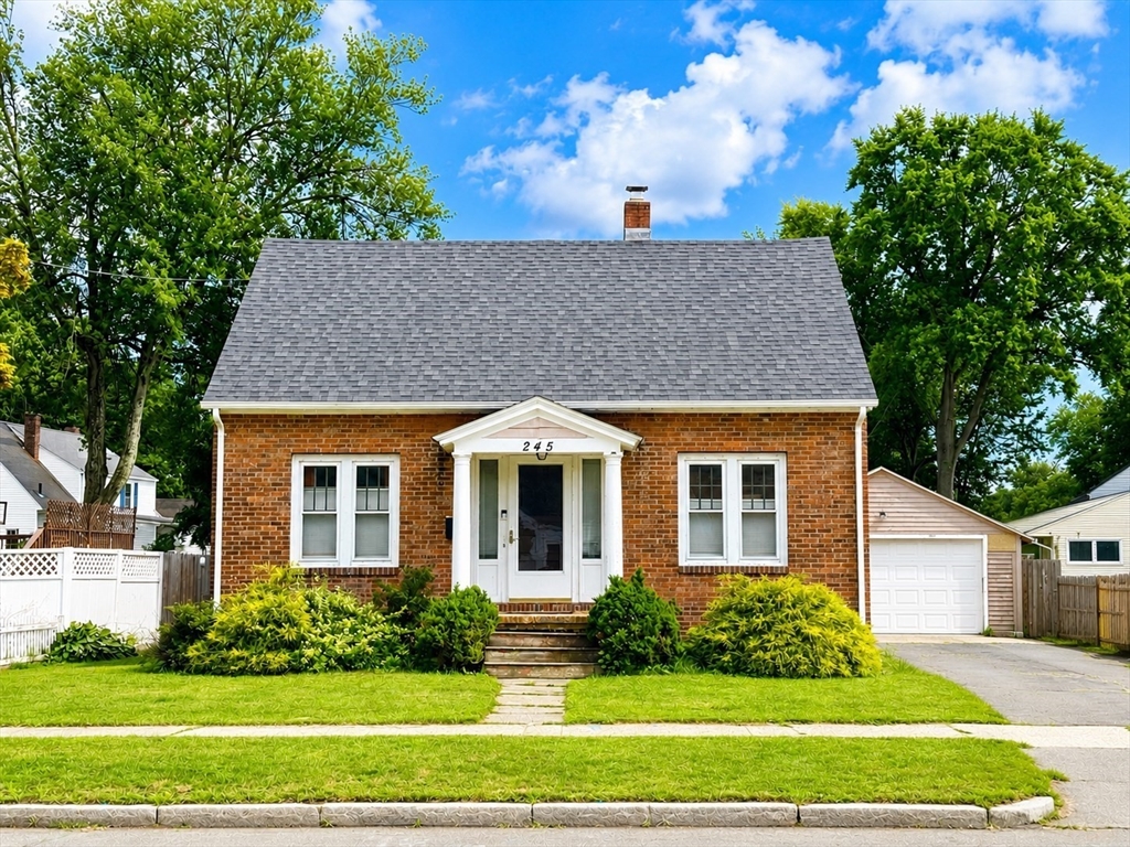 245 Plumtree Road, Springfield, MA 01118