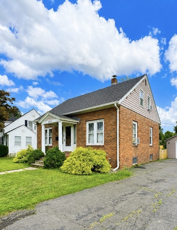 245 Plumtree Road, Springfield, MA 01118 — photo 2