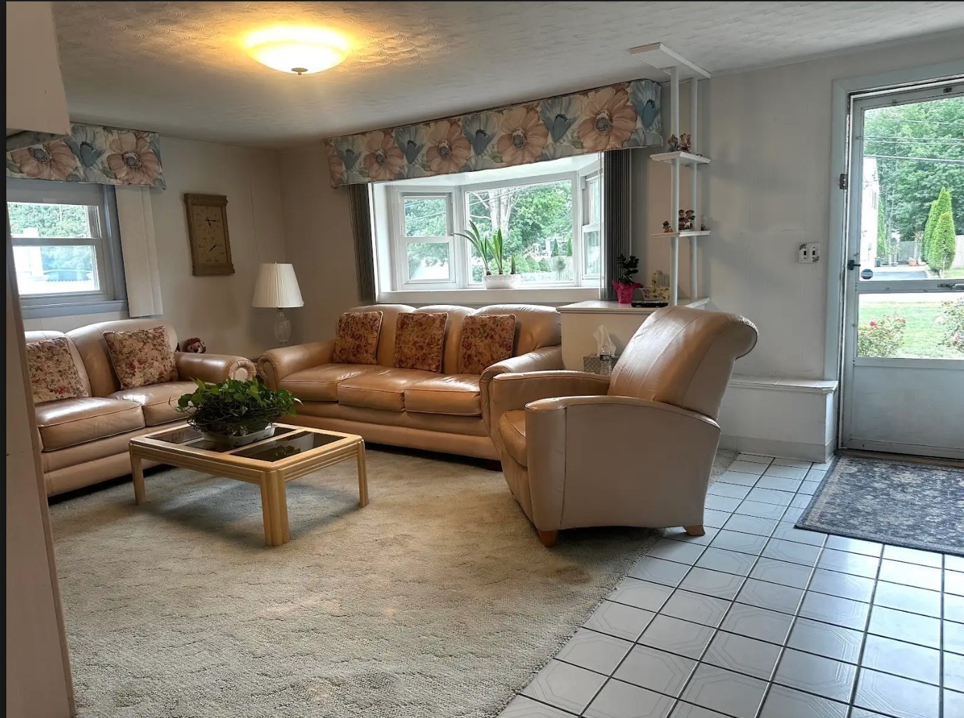 37 Rustcraft Road, Dedham, MA 02026 — photo 3