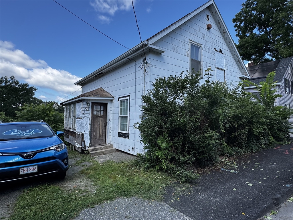 21 Dryden St — photo