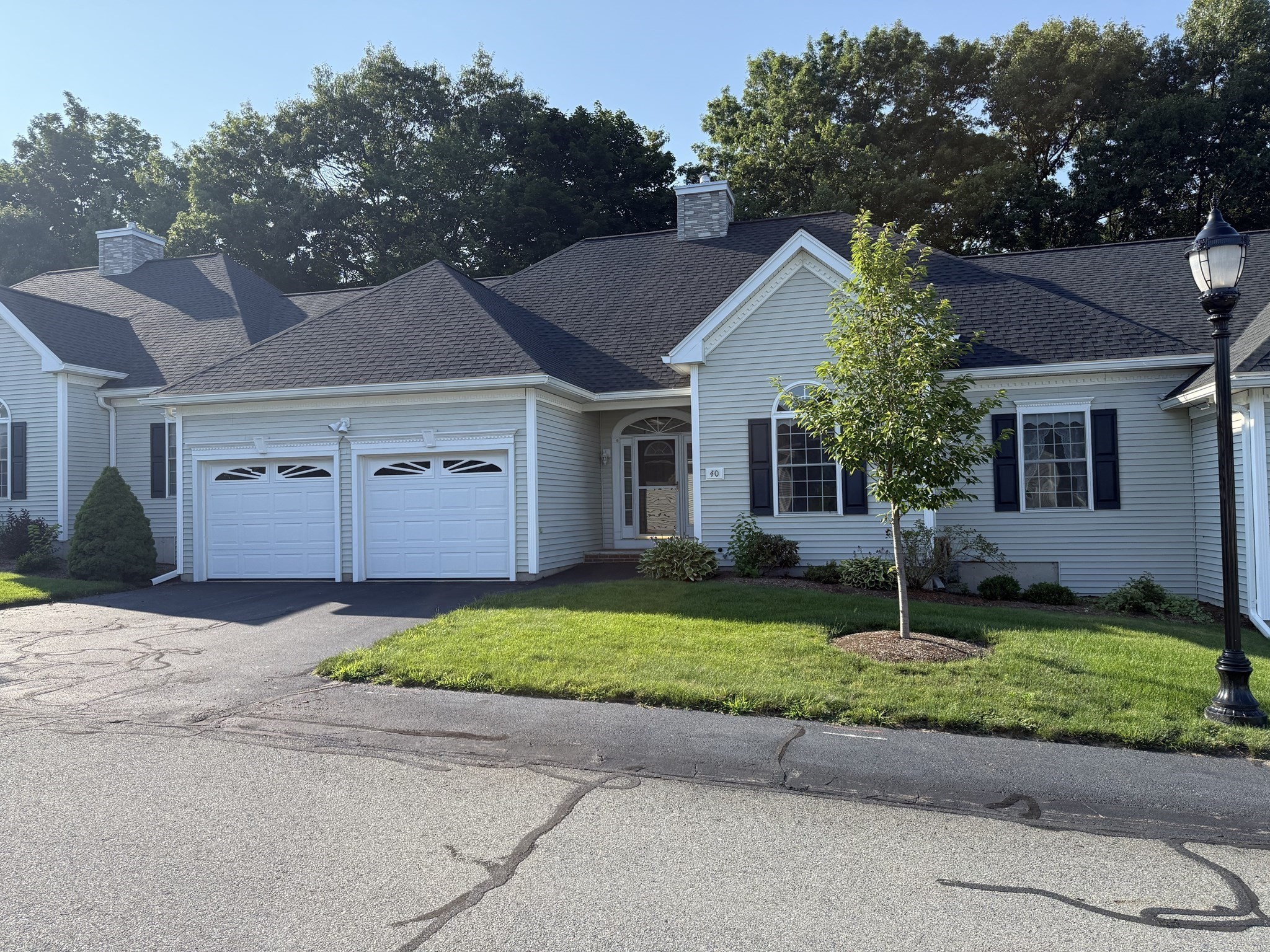 40 Holly Ln #40 — photo