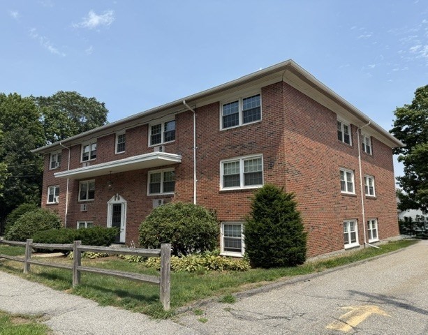 47 Alvarado Avenue #3B — photo