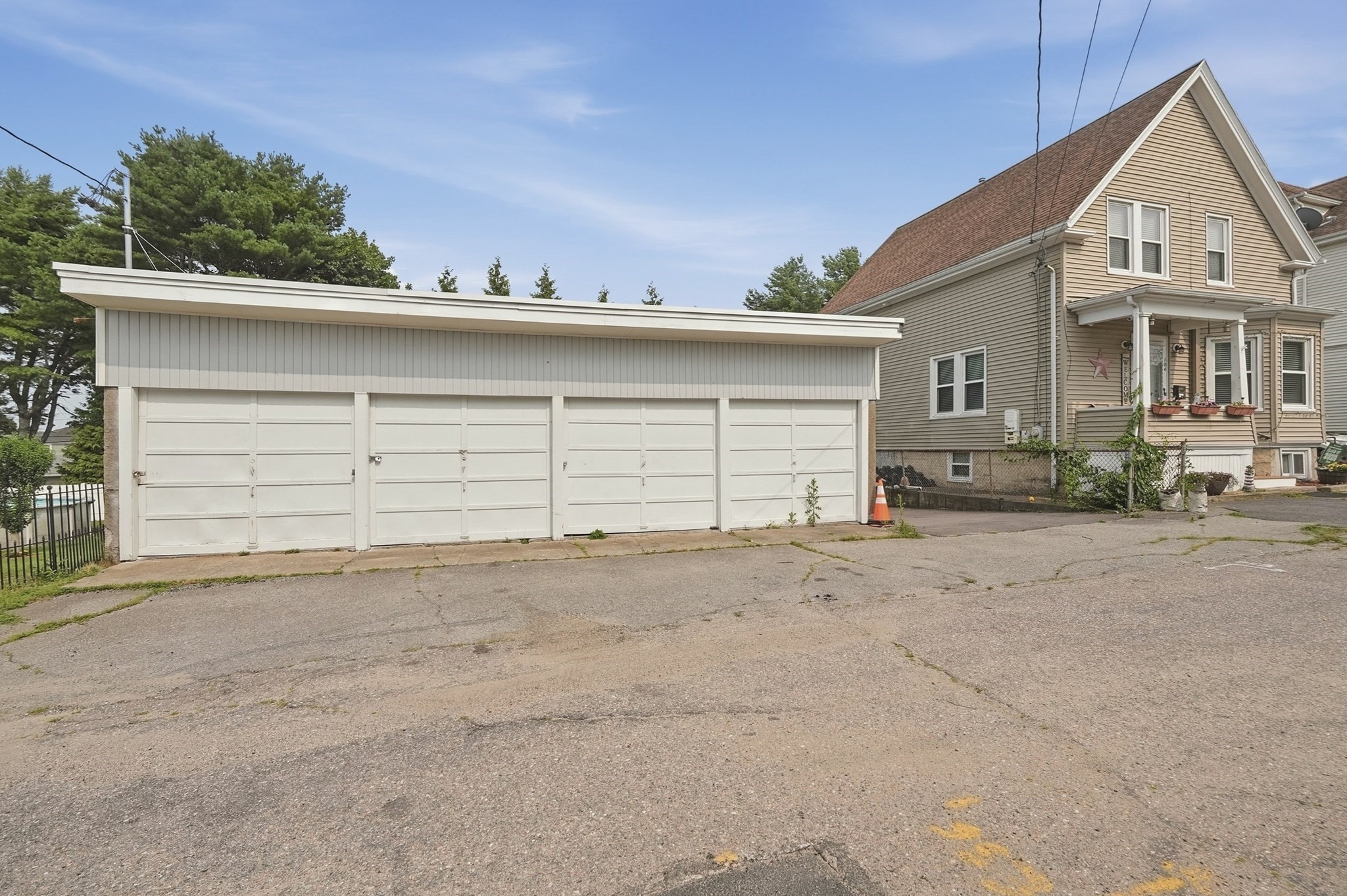 104 Stephen Street — photo