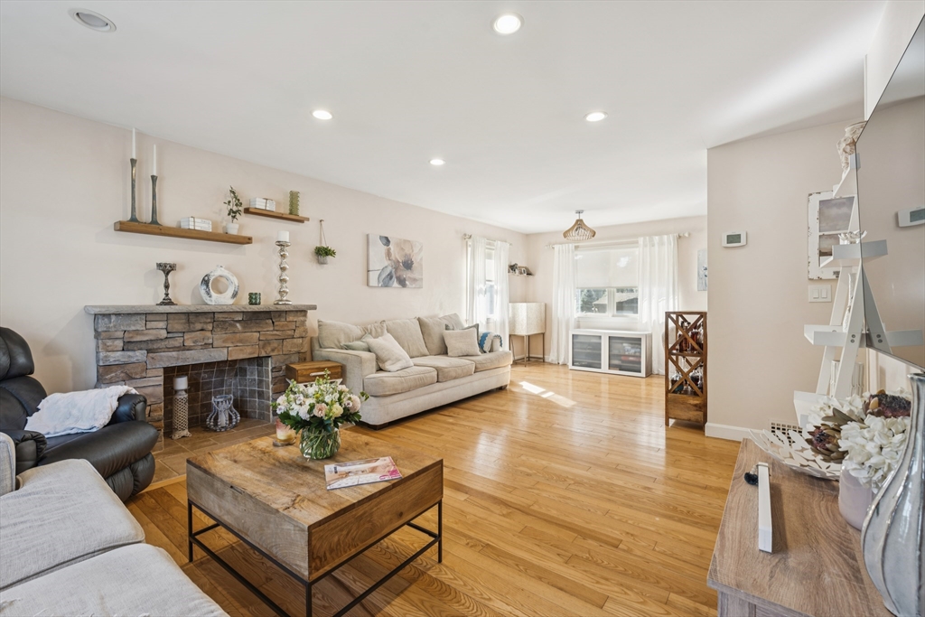 12 Rita Road, Peabody, MA 01960 — photo 3