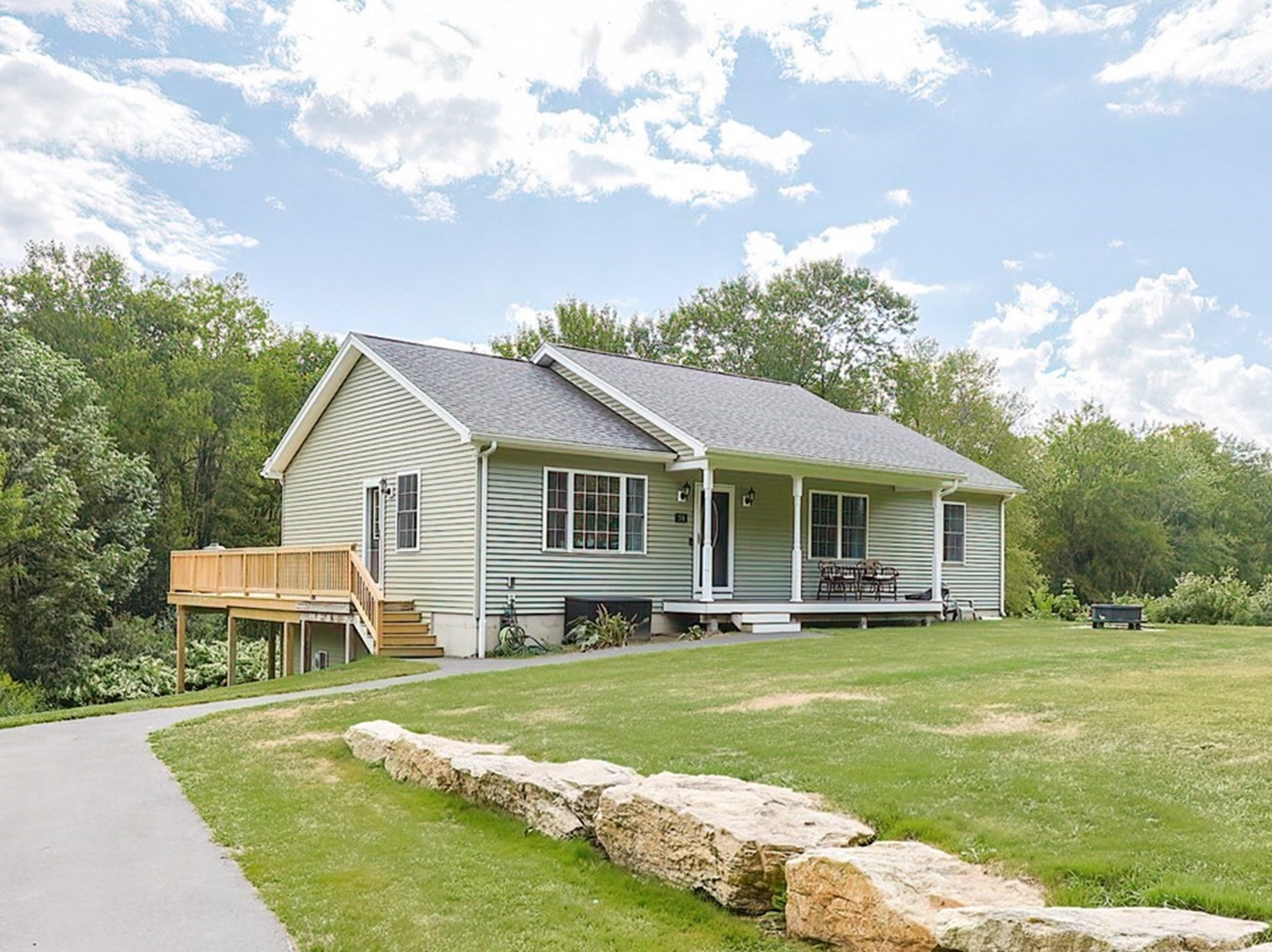 30 Town Farm Rd — photo