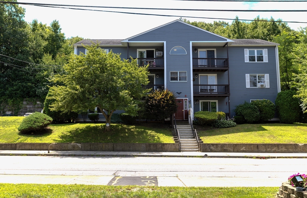 283 Privilege St #6 — photo