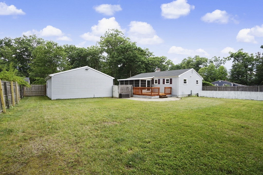 35 Park Forest Road, Springfield, MA 01118 — photo 2