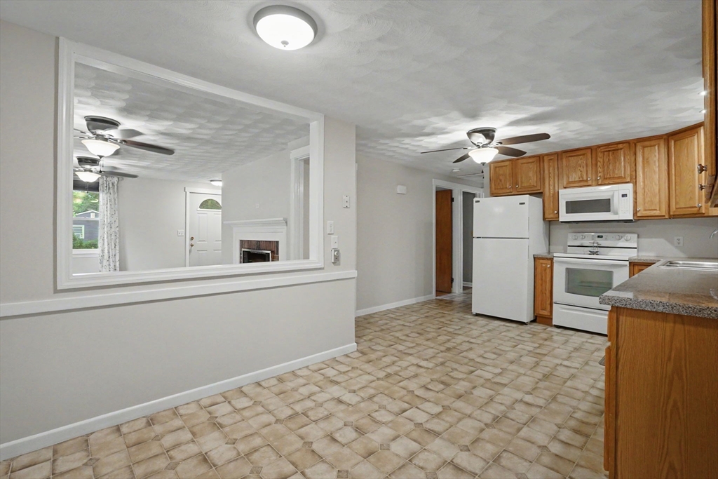 35 Park Forest Road, Springfield, MA 01118 — photo 3