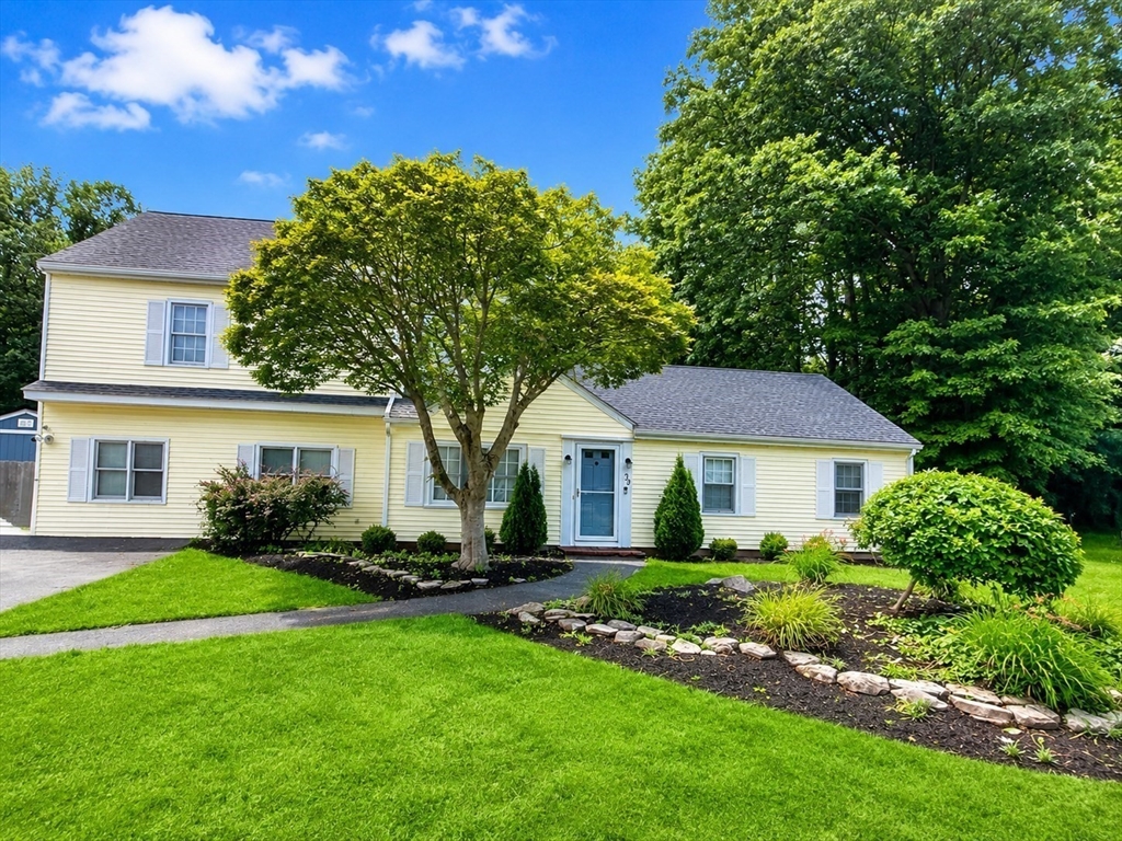 39 Birchcroft Road, Canton, MA 02021